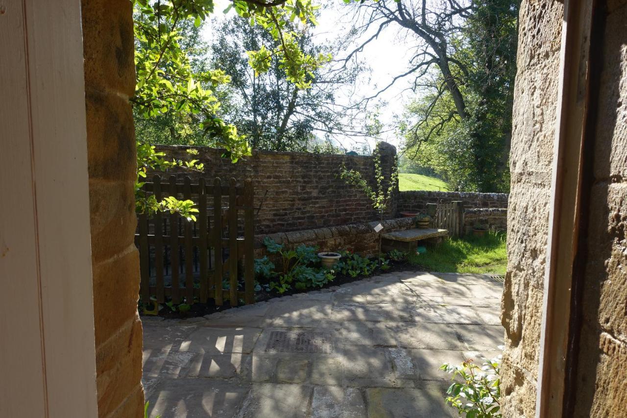 Shed End, In 18Th Century Lothersdale Mill Bd20 8En Luaran gambar